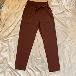 8 Tall Athleta Skyline pant in burgundy
